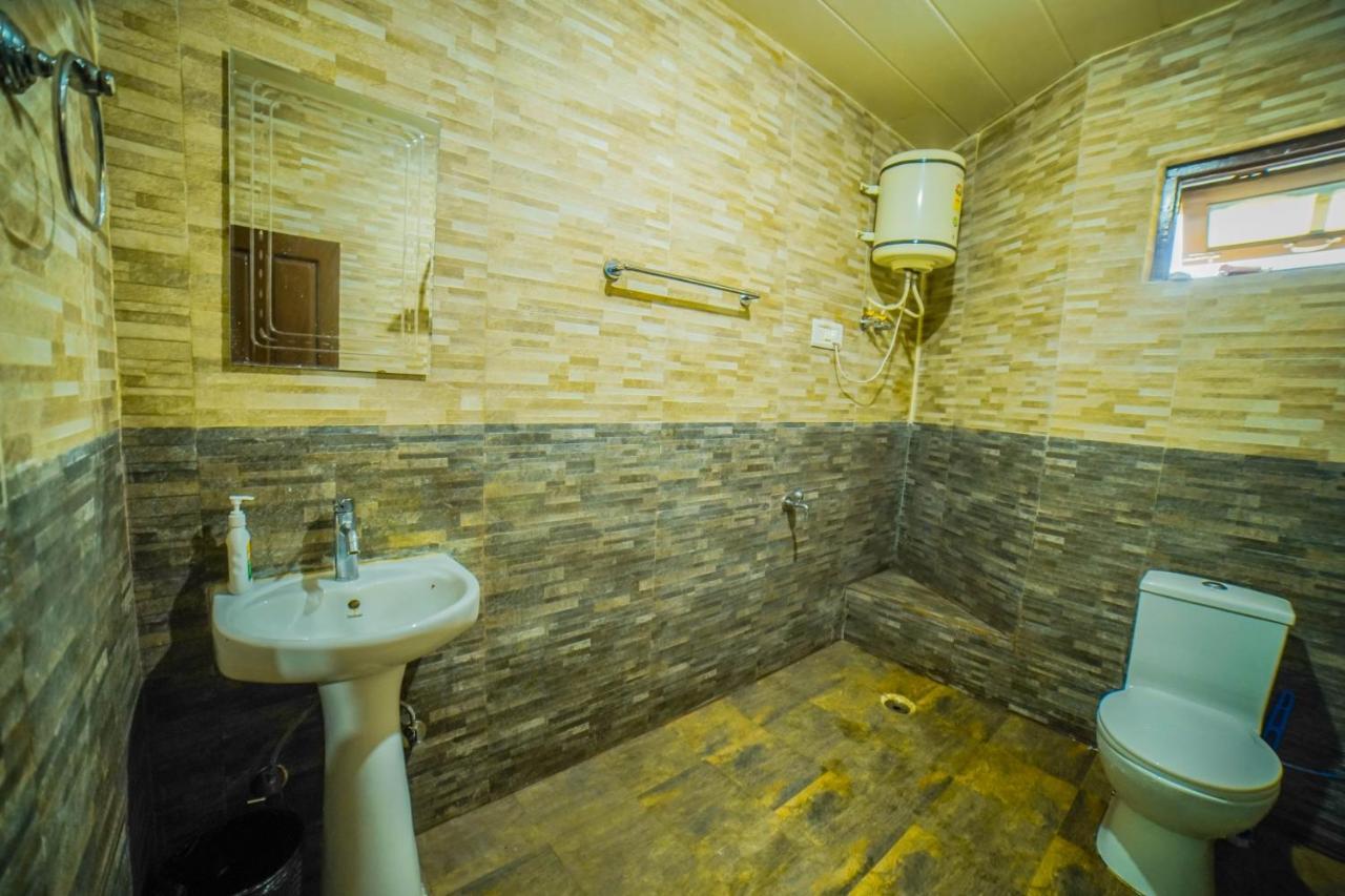 Young Monk Hostel & Cafe Dharamkot マクロード・ガンジ 部屋 写真