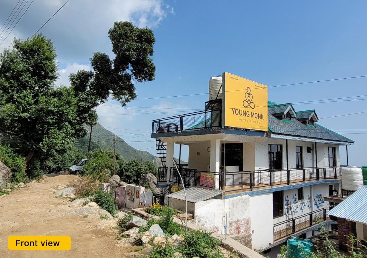 Young Monk Hostel & Cafe Dharamkot マクロード・ガンジ エクステリア 写真